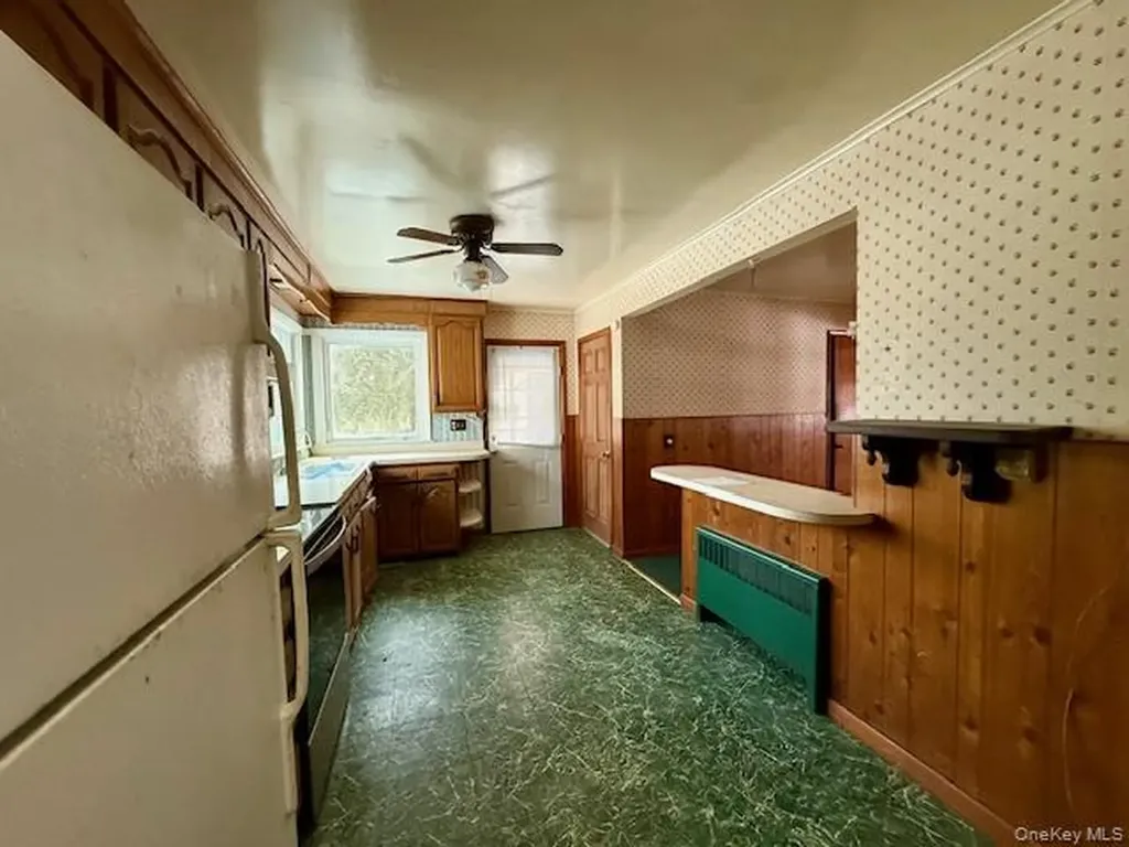7 Christopher Avenue Highland NY 12528