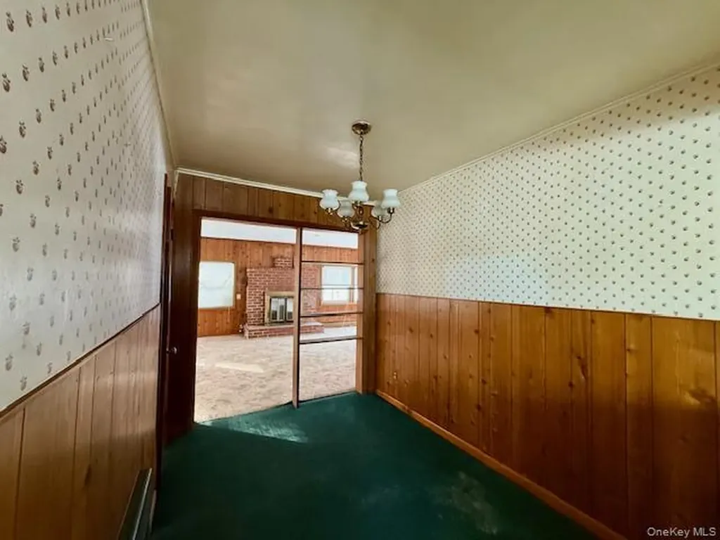 7 Christopher Avenue Highland NY 12528