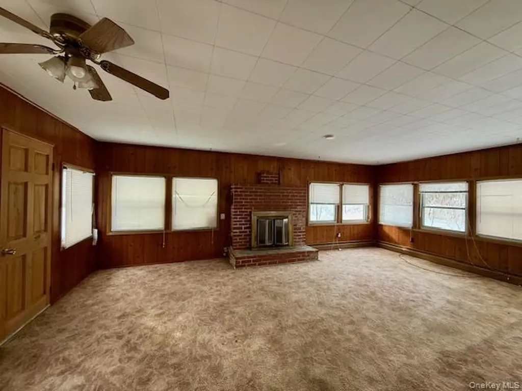 7 Christopher Avenue Highland NY 12528
