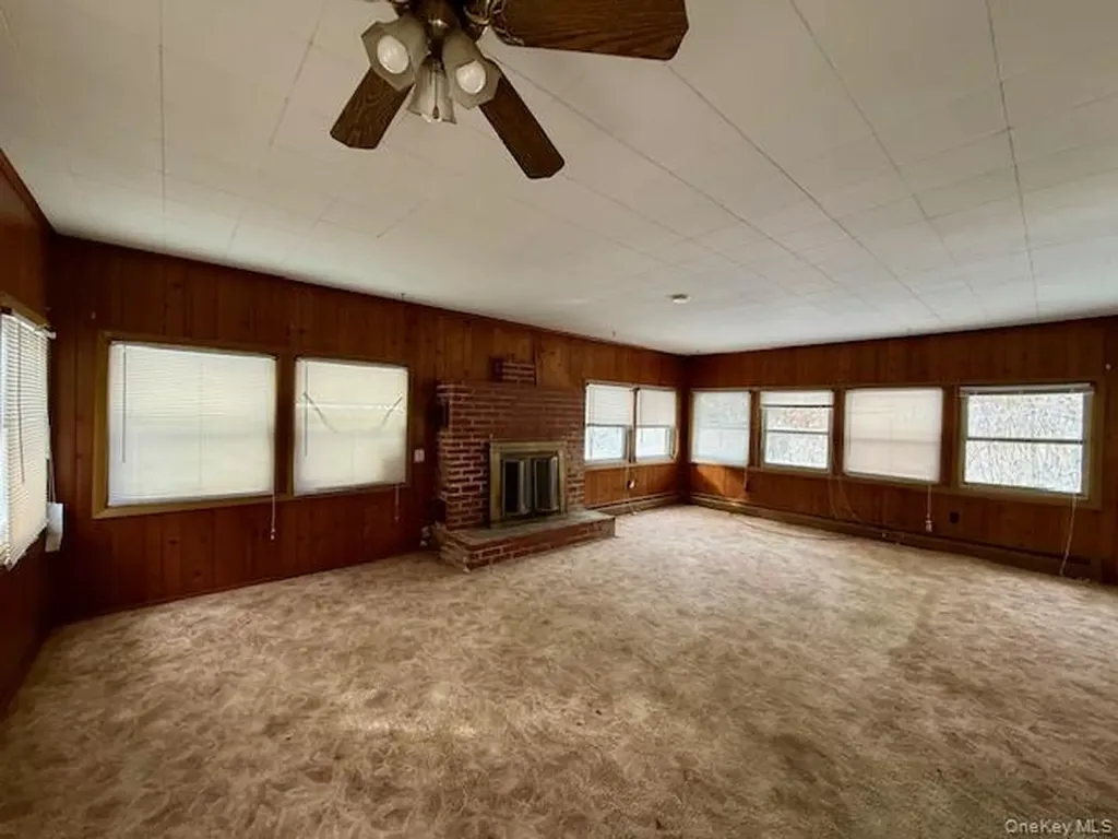 7 Christopher Avenue Highland NY 12528