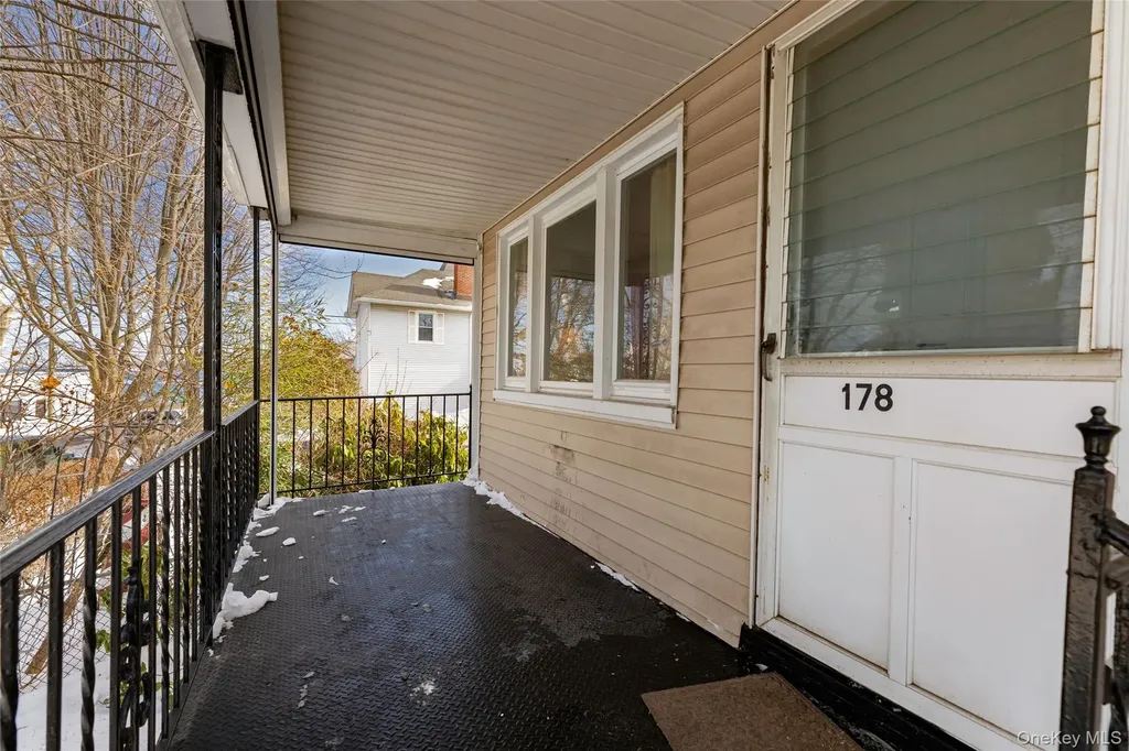 178 Beach Street Bronx NY 10464