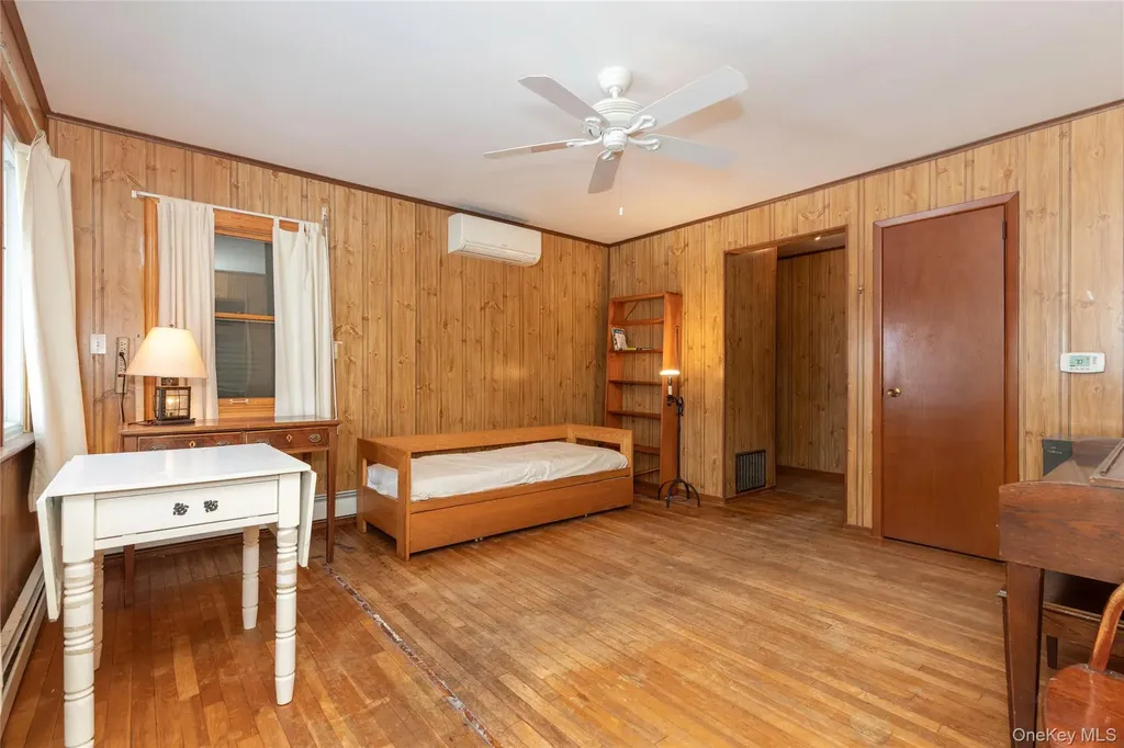 178 Beach Street Bronx NY 10464