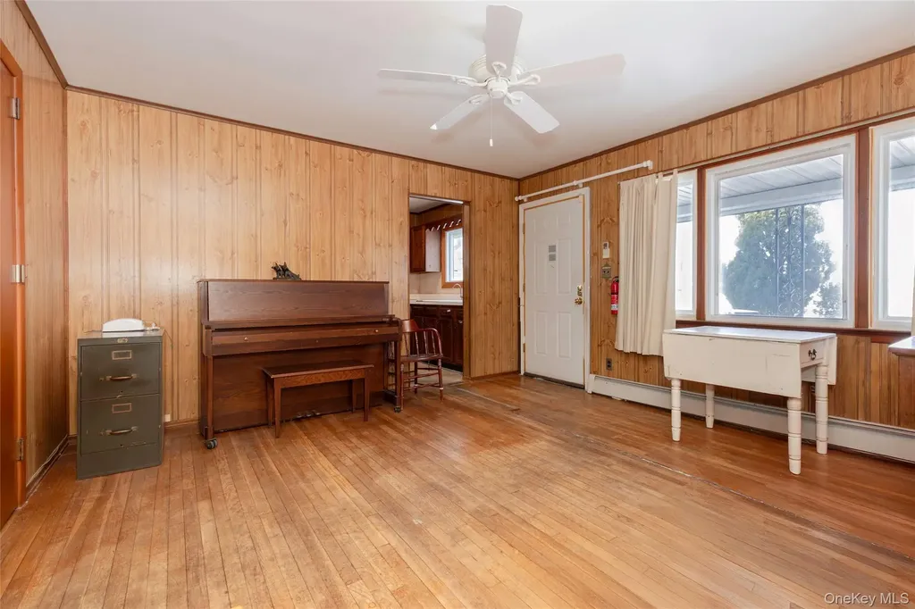 178 Beach Street Bronx NY 10464