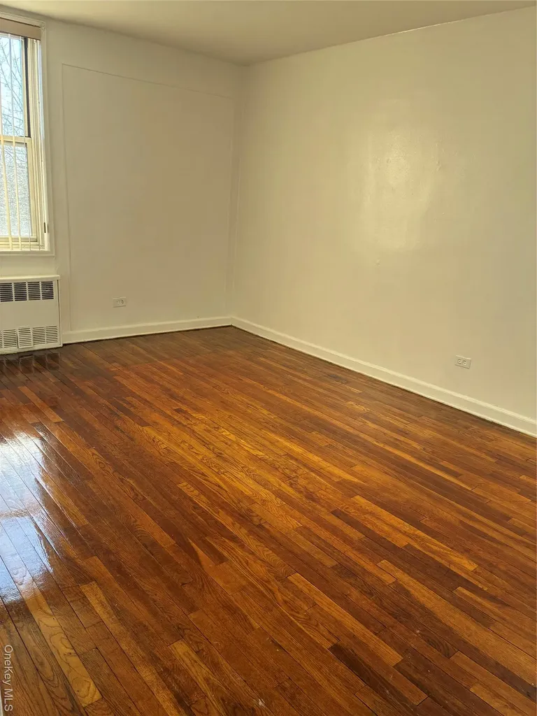 1430 Thieriot Avenue Bronx NY 10460