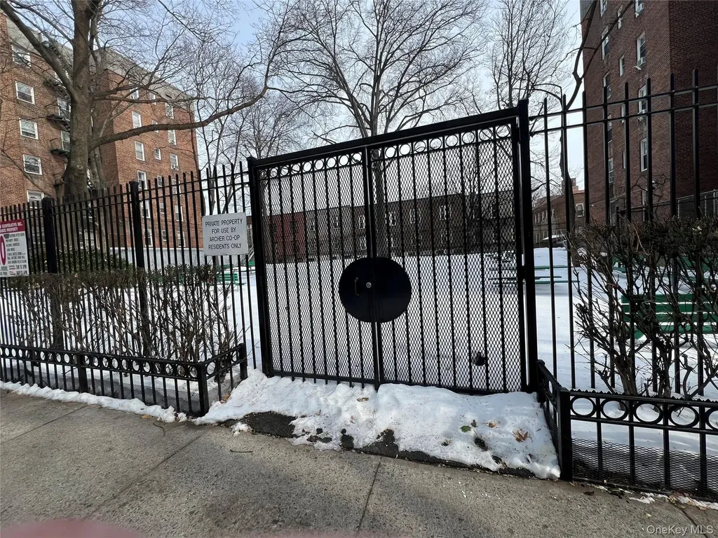 1430 Thieriot Avenue Bronx NY 10460