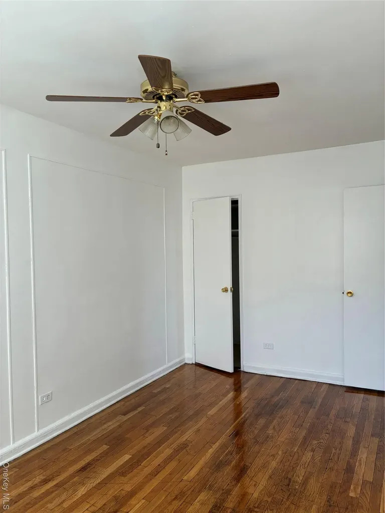 1430 Thieriot Avenue Bronx NY 10460
