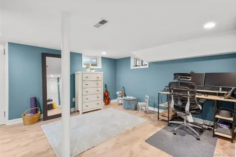 85 Lakeview Avenue Scarsdale NY 10583