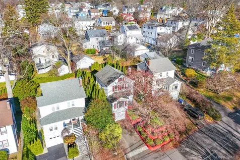 85 Lakeview Avenue Scarsdale NY 10583