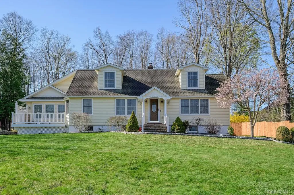 12 Leeside Road Carmel NY 10512