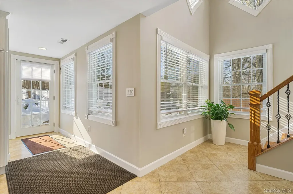 12 Leeside Road Carmel NY 10512