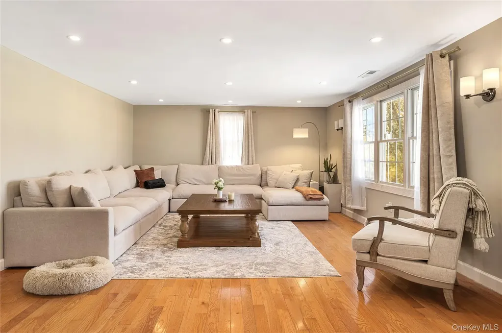 12 Leeside Road Carmel NY 10512