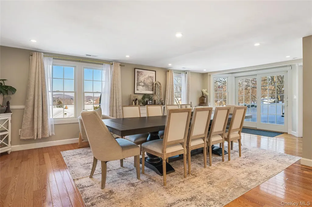 12 Leeside Road Carmel NY 10512