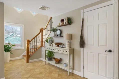 12 Leeside Road Carmel NY 10512