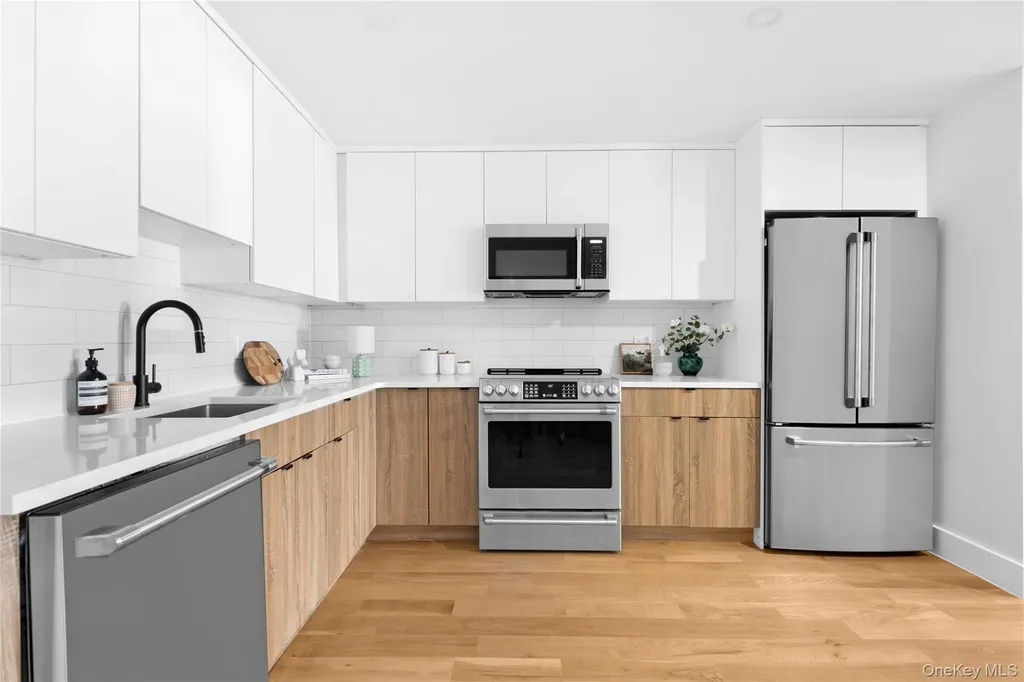 256 Putnam Avenue Brooklyn NY 11216