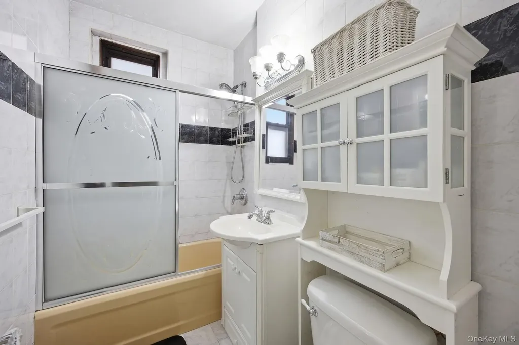 4755 39th Place Sunnyside NY 11104