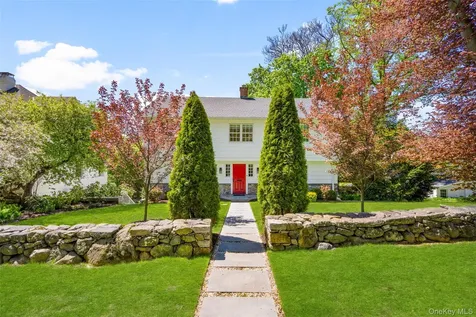 15 Church Lane Scarsdale NY 10583