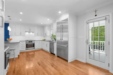 15 Church Lane Scarsdale NY 10583