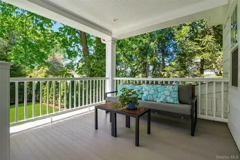 15 Church Lane Scarsdale NY 10583