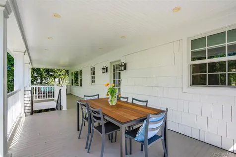 15 Church Lane Scarsdale NY 10583