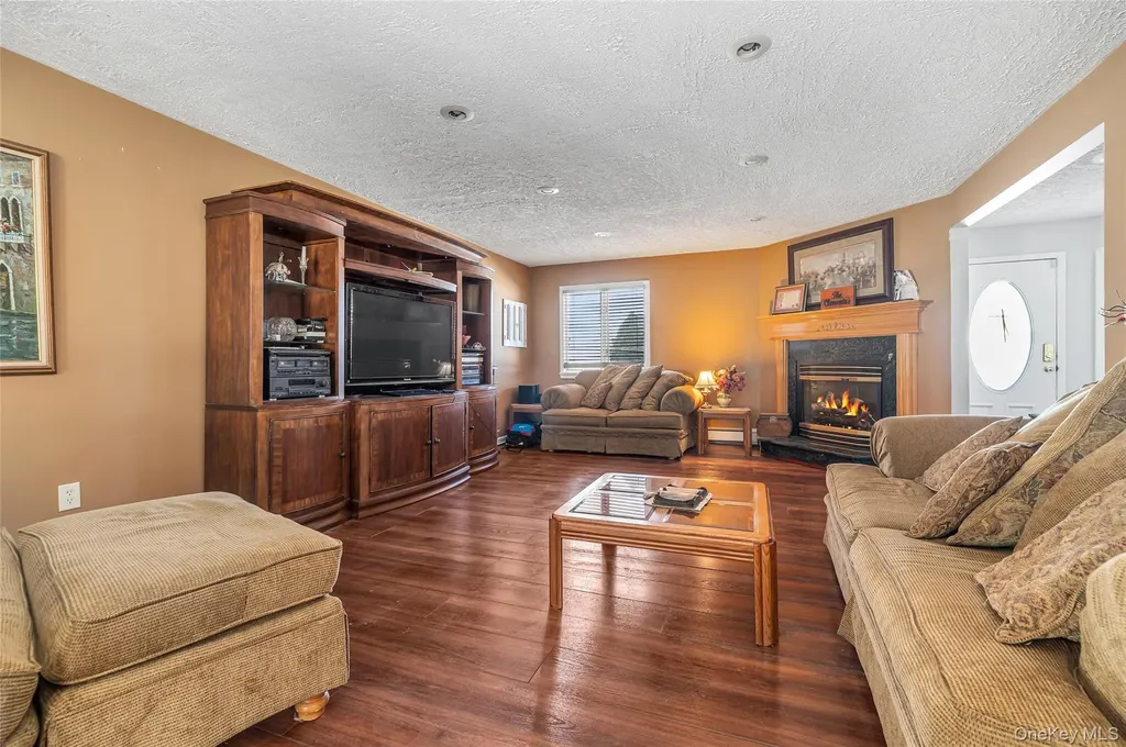 7 Cherrywood Drive Goshen NY 10924