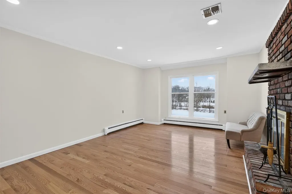 420 S Plank Road Westtown NY 10998