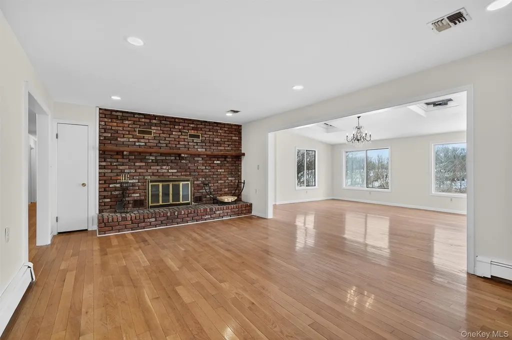 420 S Plank Road Westtown NY 10998
