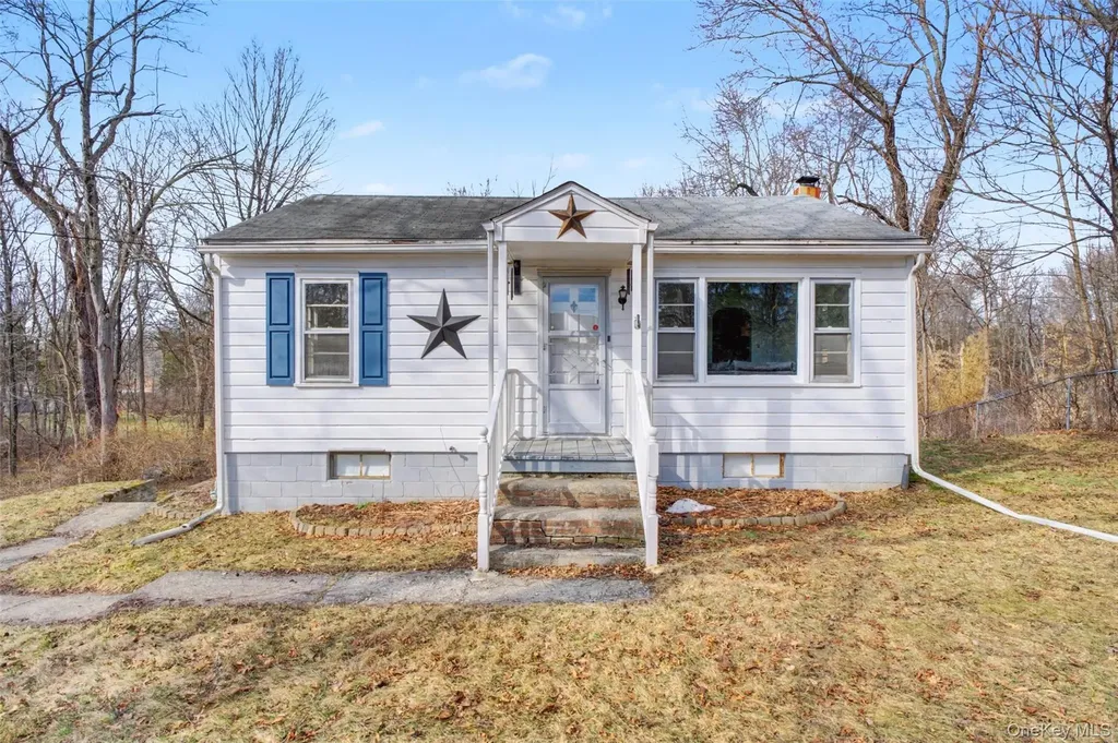 566 Old State Road E Wappingers Falls NY 12590