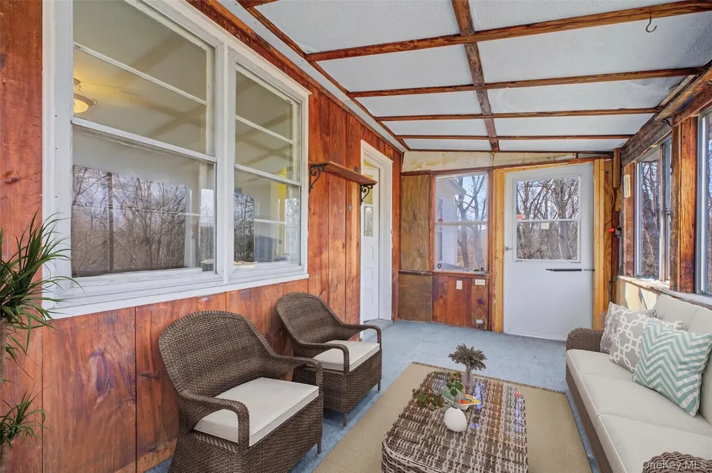566 Old State Road E Wappingers Falls NY 12590