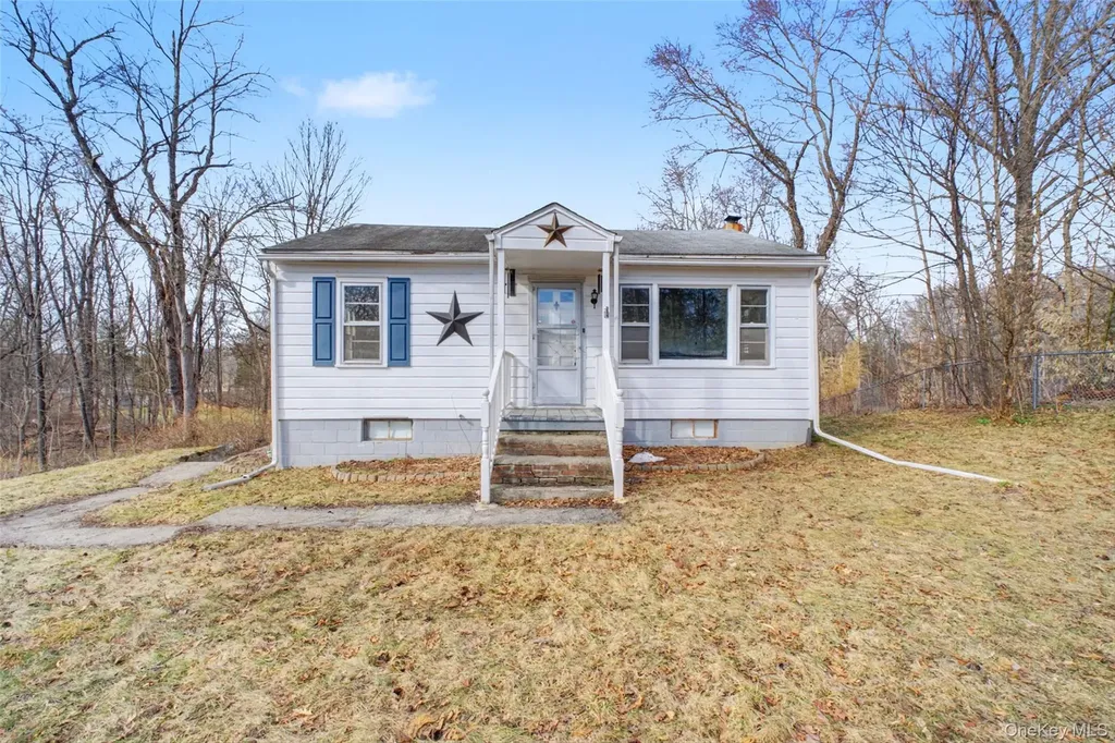 566 Old State Road E Wappingers Falls NY 12590