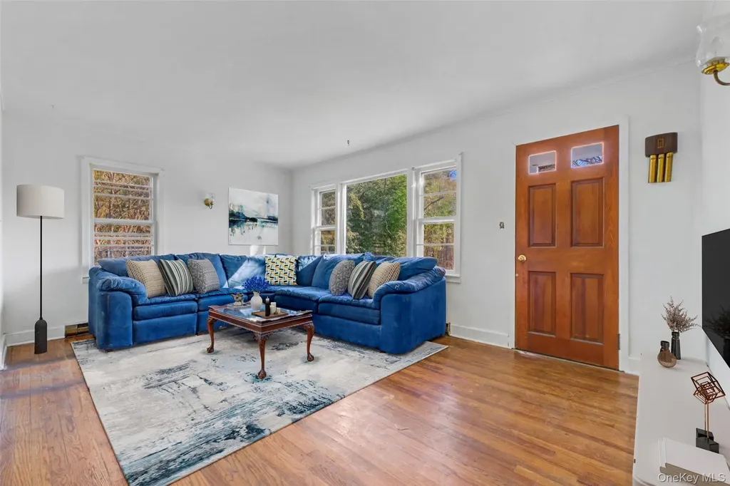 566 Old State Road E Wappingers Falls NY 12590