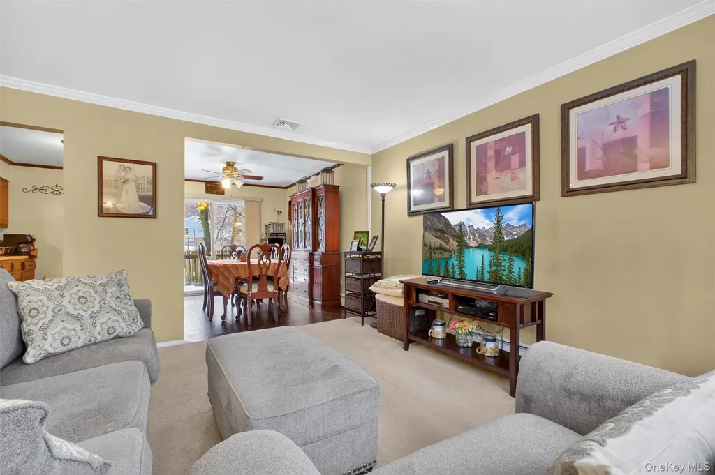 4 Pine View Road Beacon NY 12508