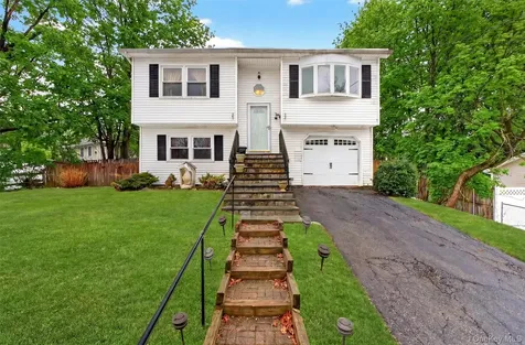 4 Pine View Road Beacon NY 12508