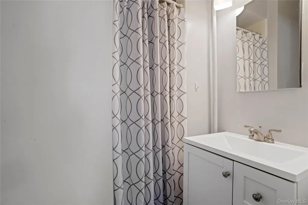 113 Beacon Hill Drive Dobbs Ferry NY 10522