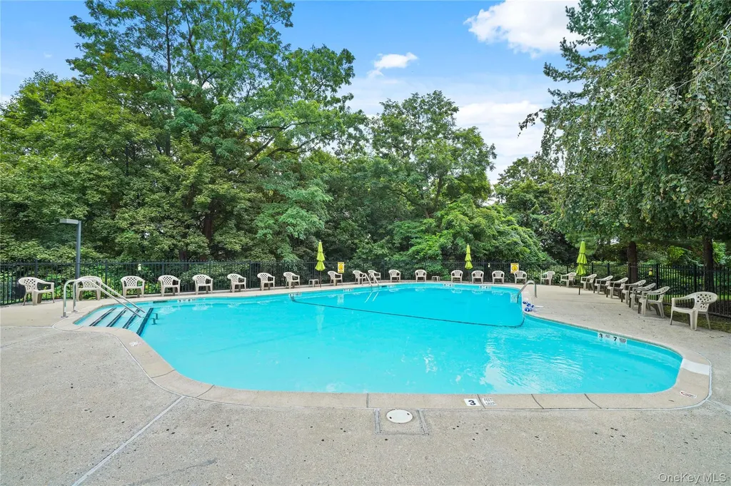 113 Beacon Hill Drive Dobbs Ferry NY 10522