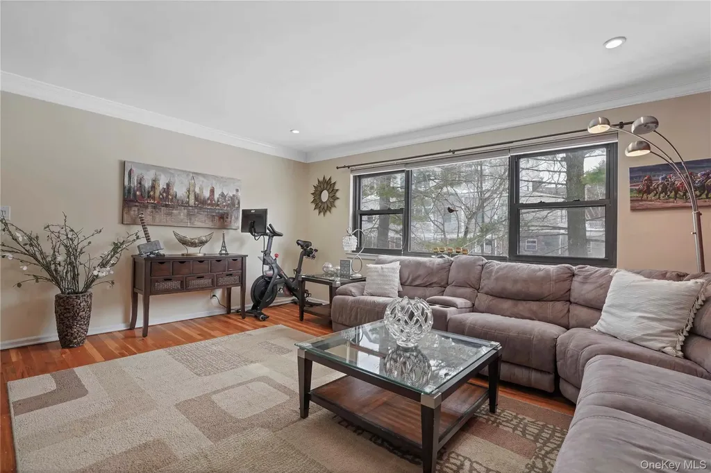 113 Beacon Hill Drive Dobbs Ferry NY 10522