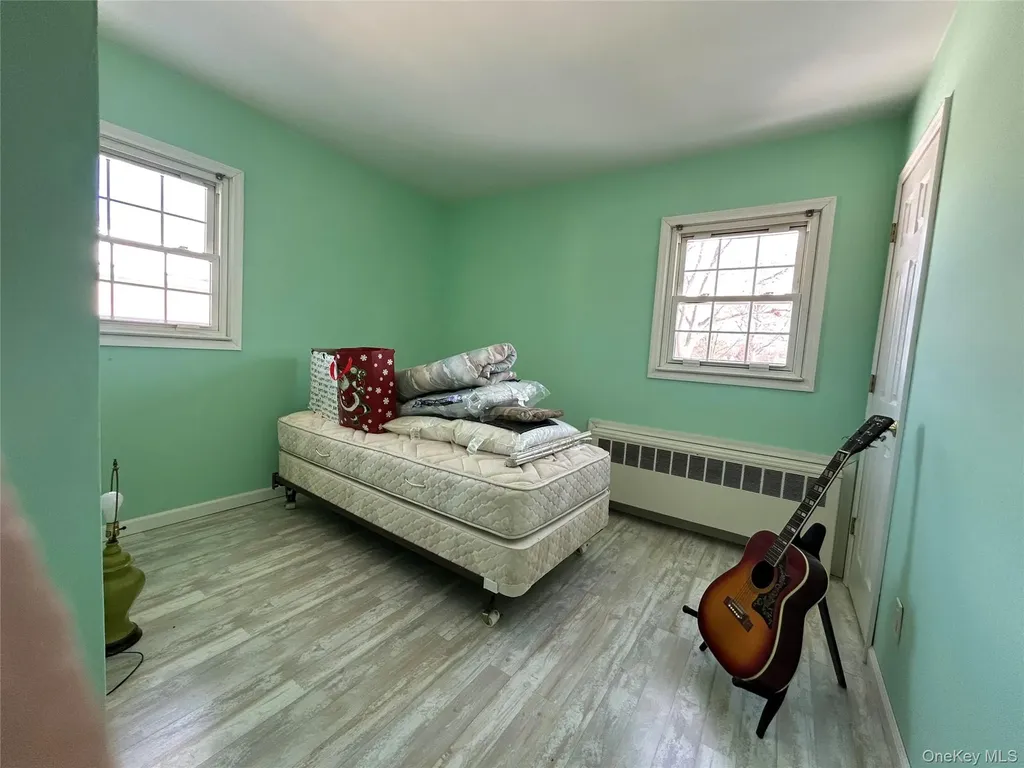 1123 Hyman Avenue Bay Shore NY 11706