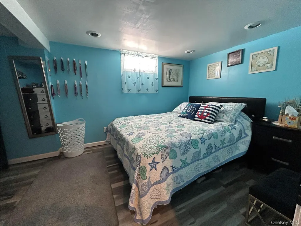 1123 Hyman Avenue Bay Shore NY 11706