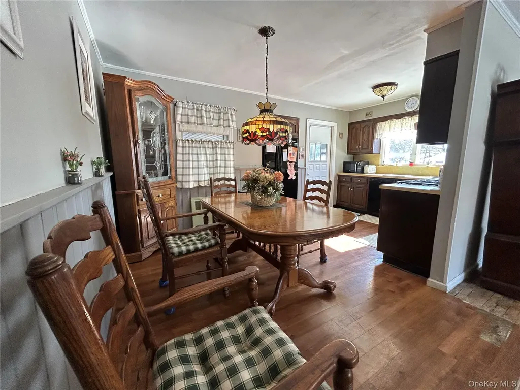 1123 Hyman Avenue Bay Shore NY 11706