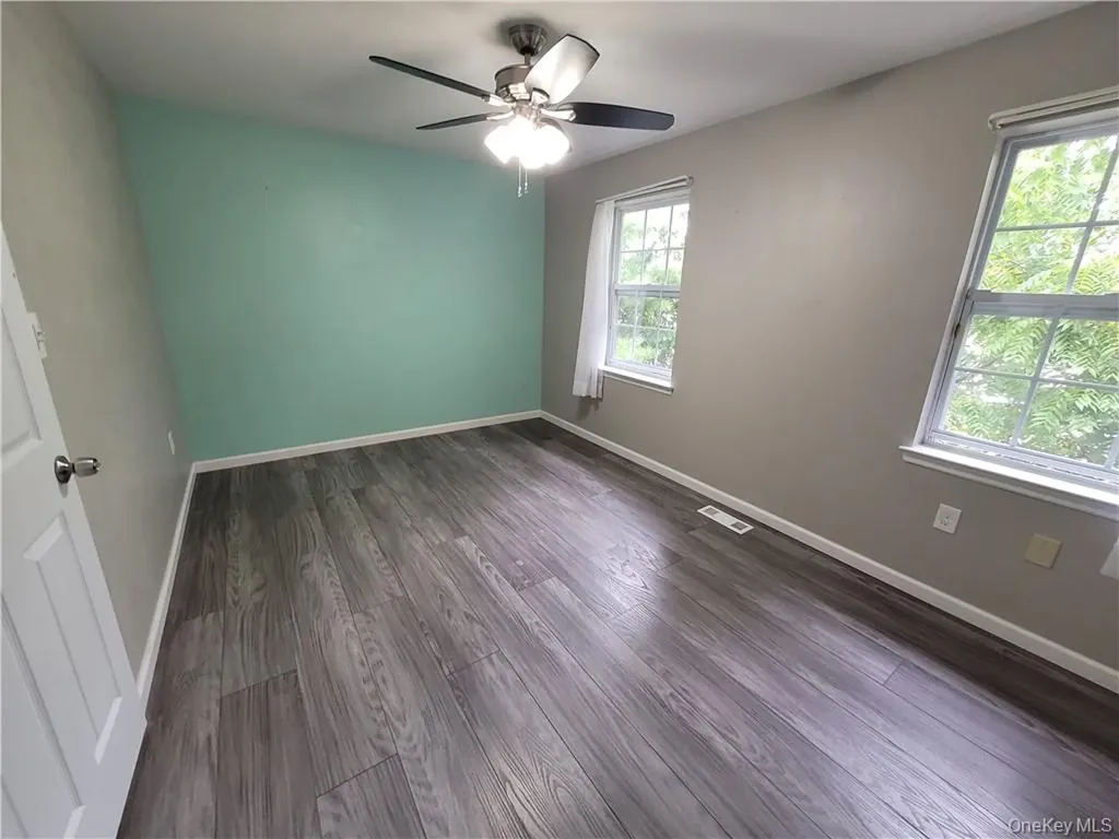 74 Lois Lane Monroe NY 10950