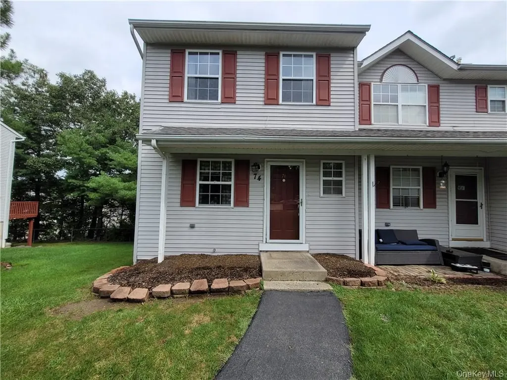 74 Lois Lane Monroe NY 10950
