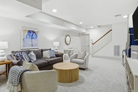 15 Davis Avenue Rye NY 10580