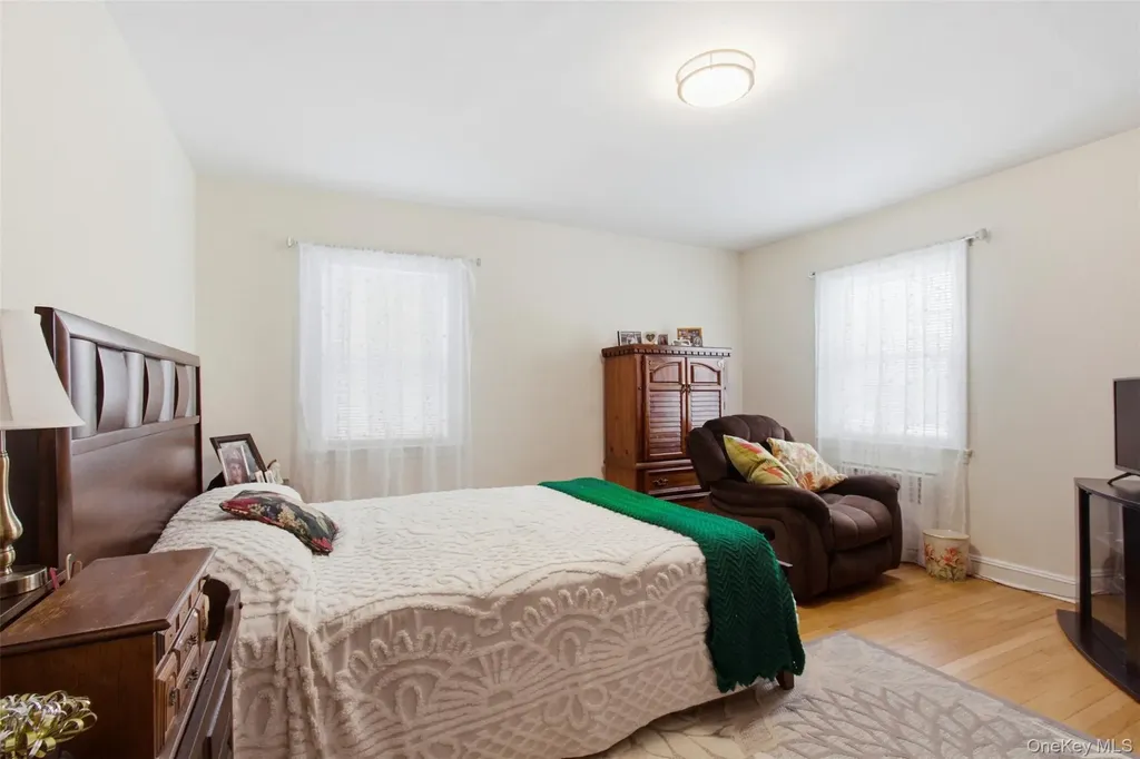 386 Bellevue Avenue Yonkers NY 10703