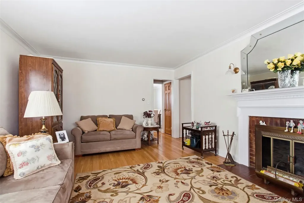 386 Bellevue Avenue Yonkers NY 10703