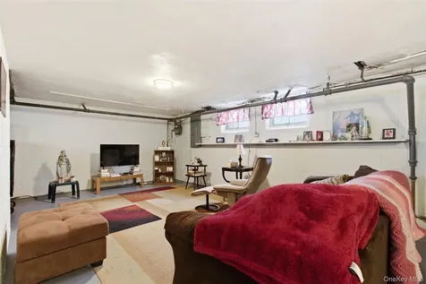 386 Bellevue Avenue Yonkers NY 10703