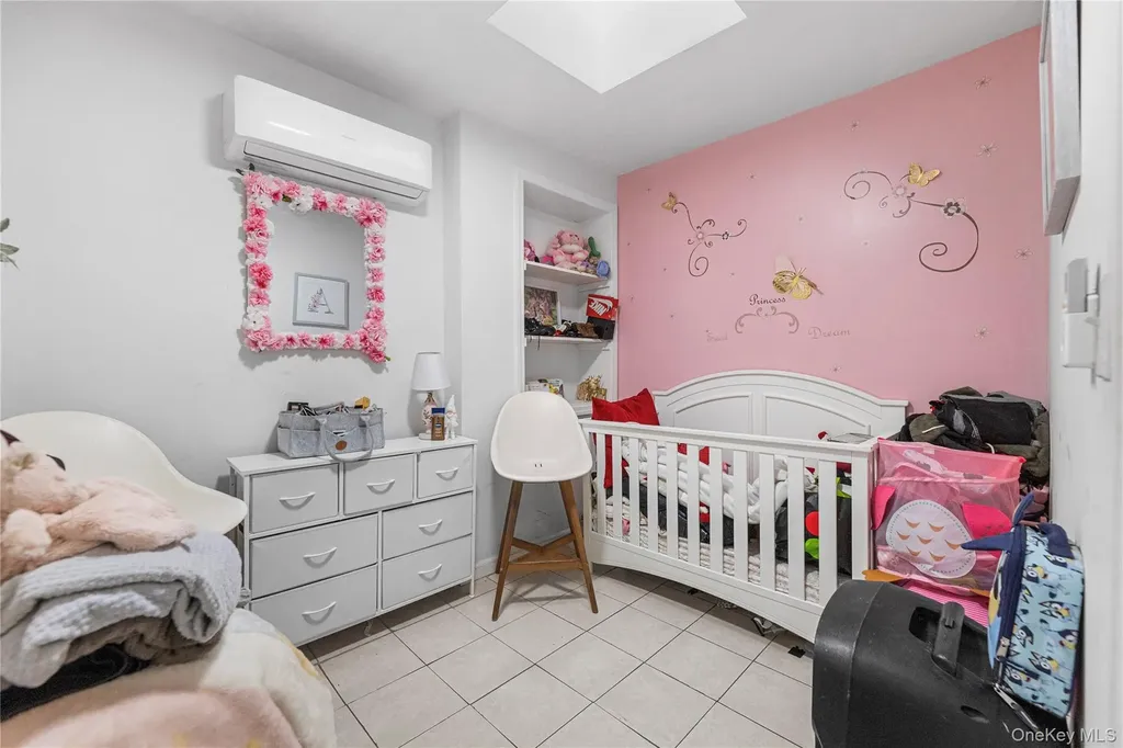 1031 E 216th Street Bronx NY 10469