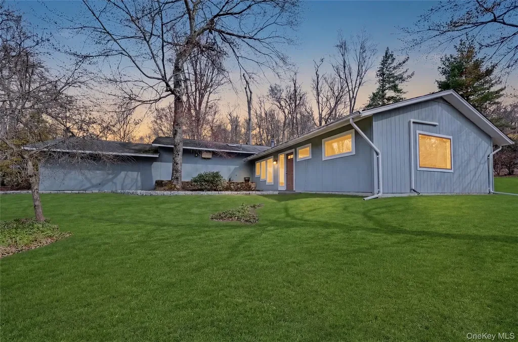 493 Mitchell Drive Valley Cottage NY 10989