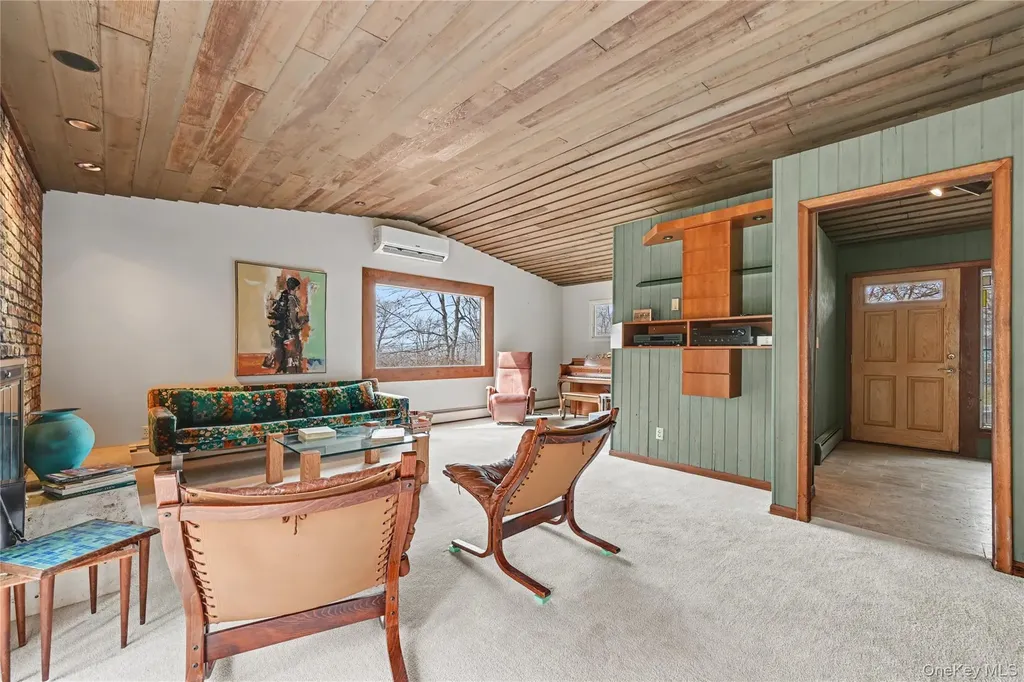 493 Mitchell Drive Valley Cottage NY 10989