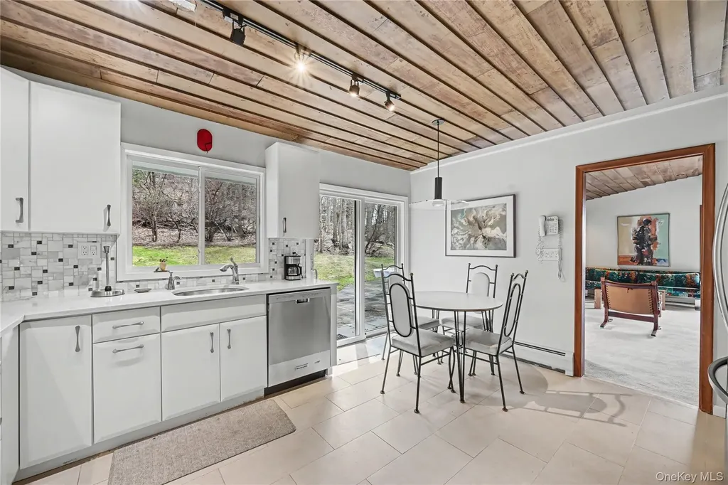 493 Mitchell Drive Valley Cottage NY 10989