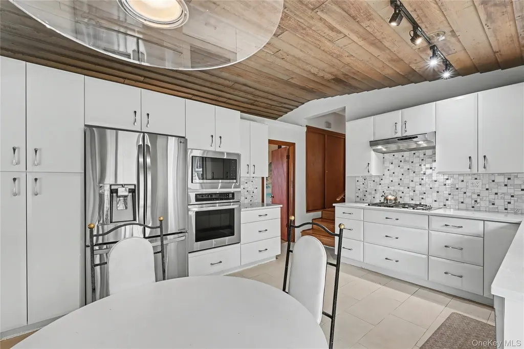 493 Mitchell Drive Valley Cottage NY 10989