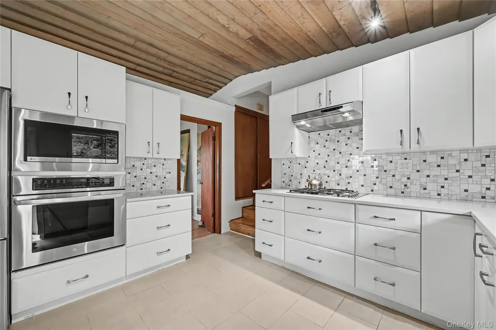 493 Mitchell Drive Valley Cottage NY 10989